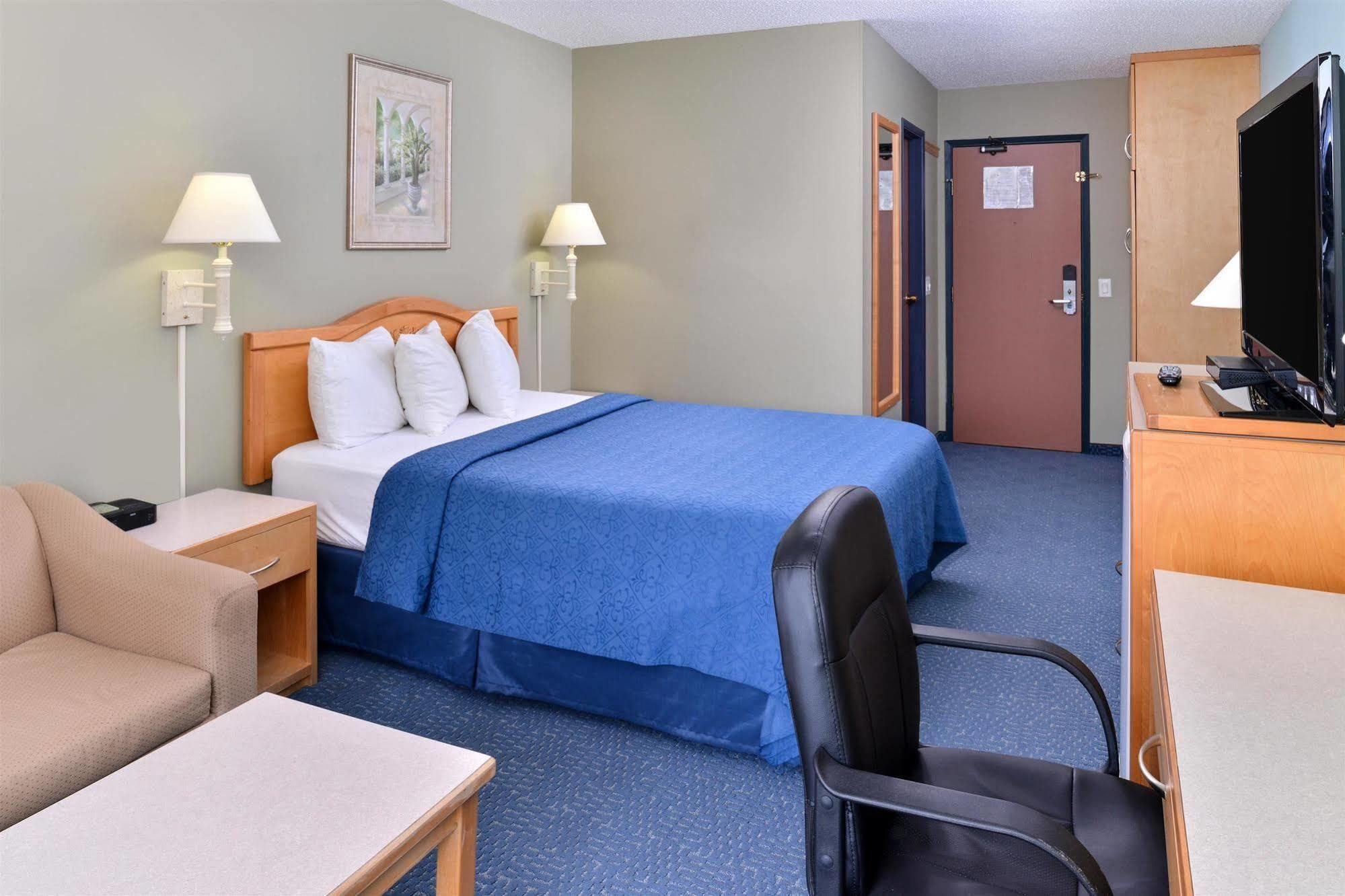 Canadas Value & Suites-castlegar Castlegar