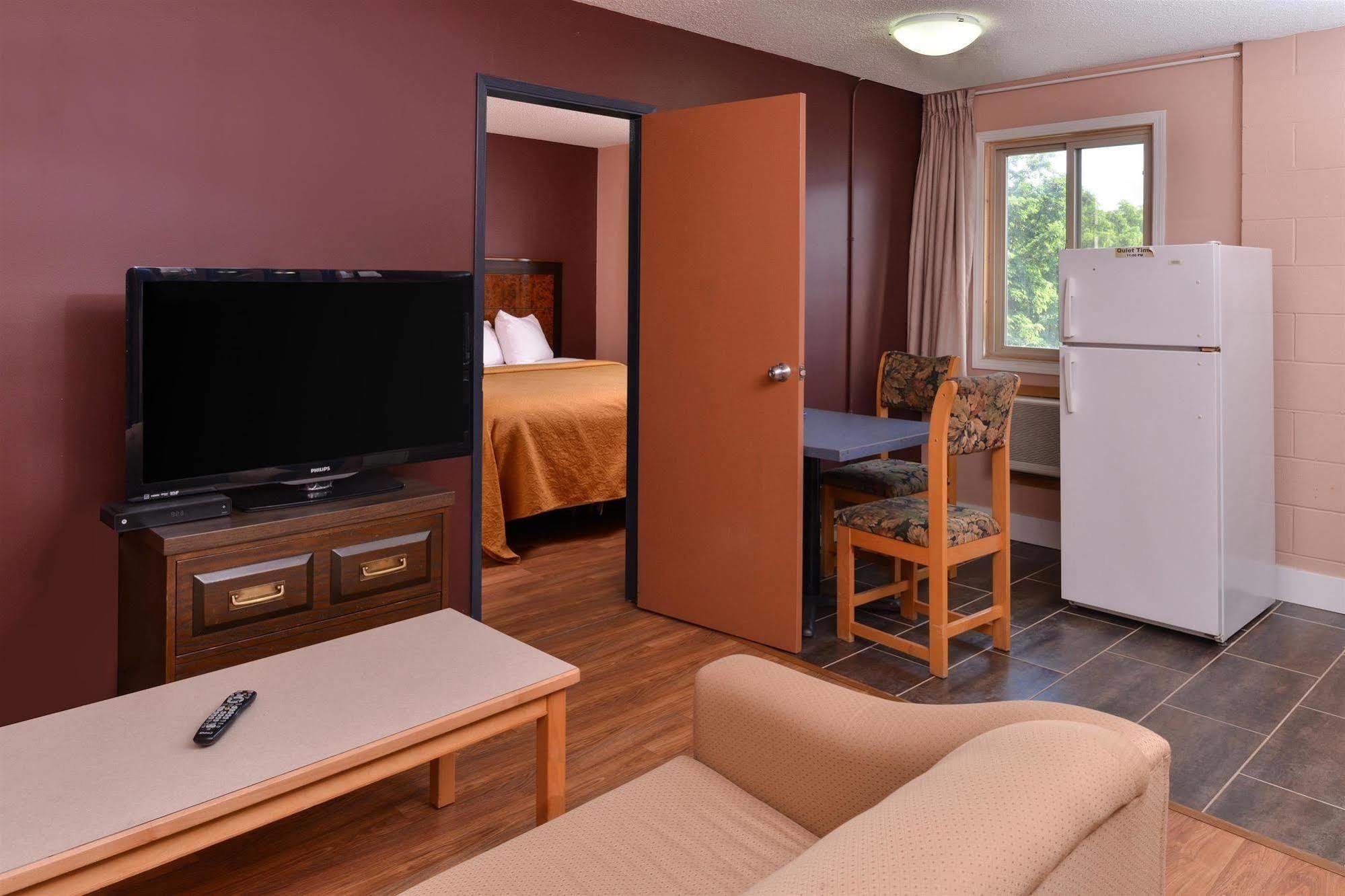 Canadas Value & Suites-castlegar Castlegar