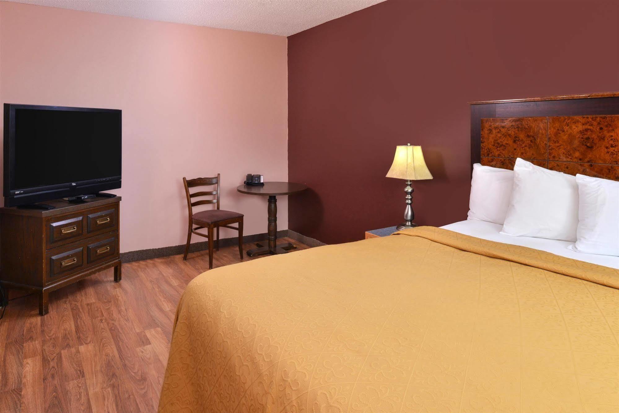 Canadas Value & Suites-castlegar 3*
