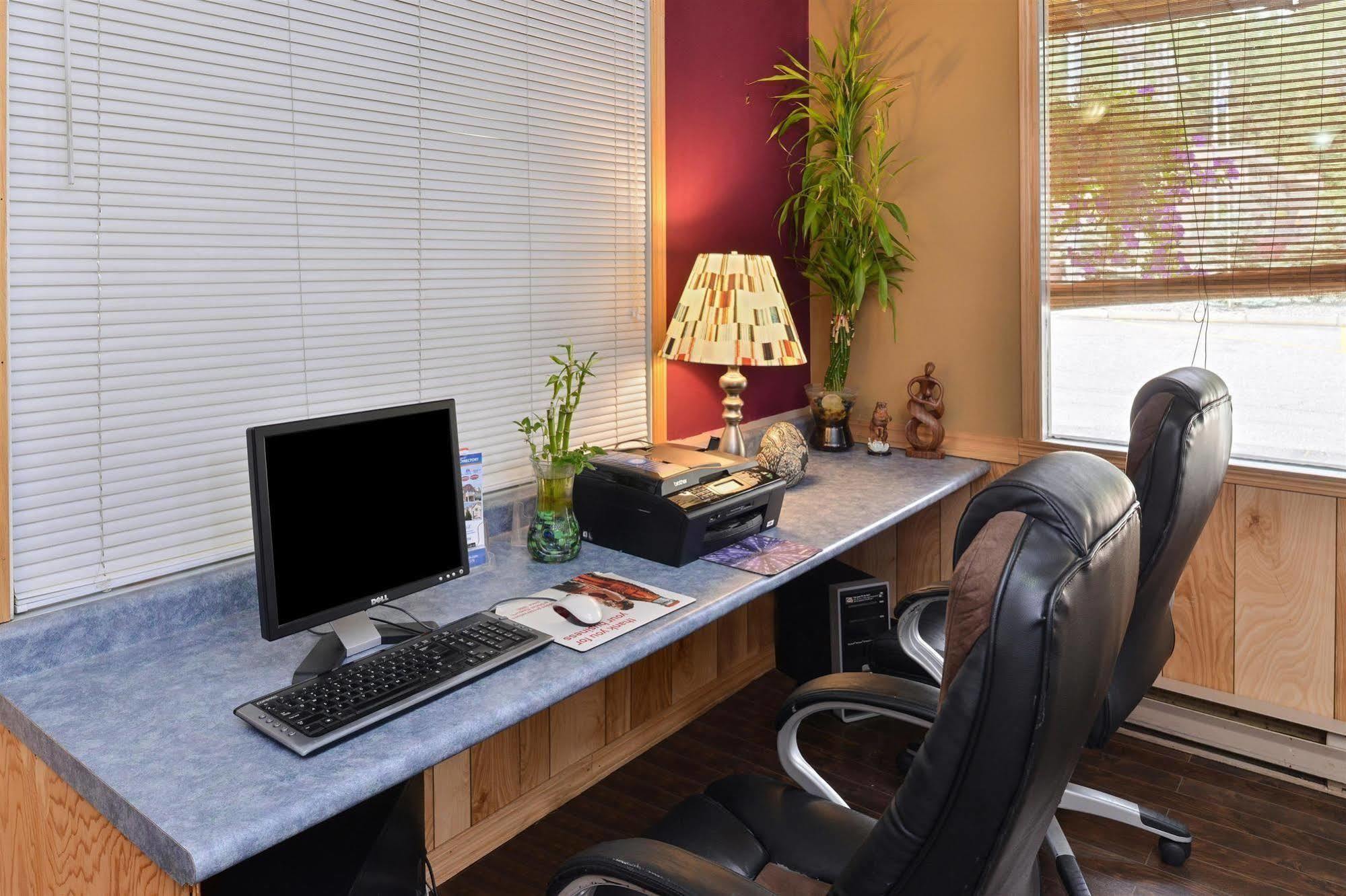 Canadas Value & Suites-castlegar Castlegar